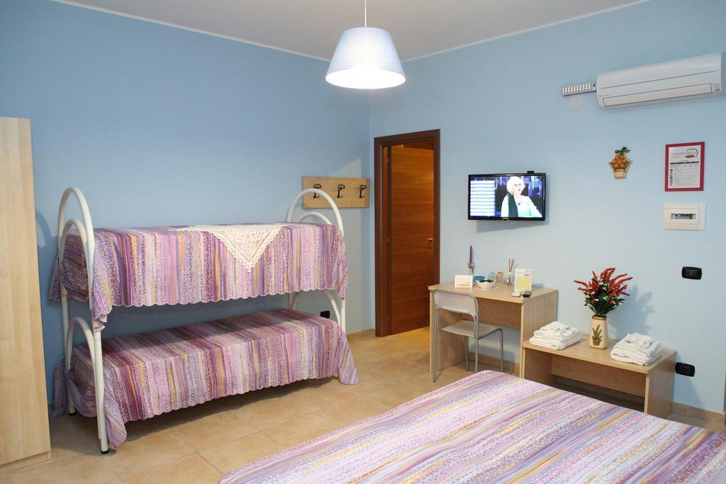 Casadelmela B&B Milazzo Kamer foto